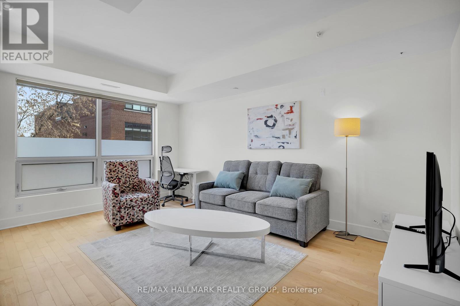 106 - 390 Booth Street