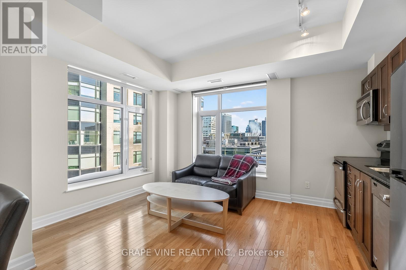 1405 - 245 Kent Street