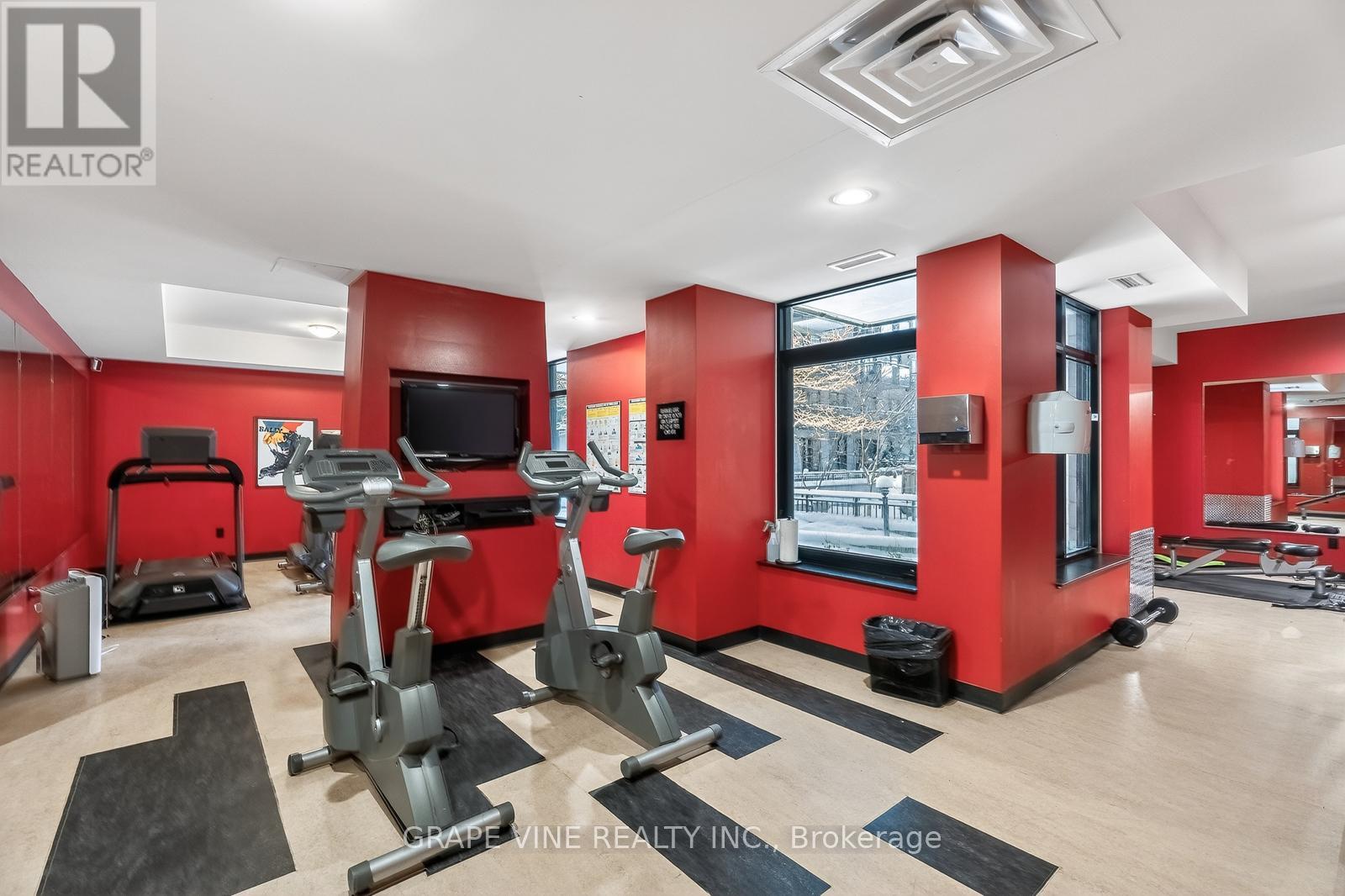 1405 - 245 Kent Street