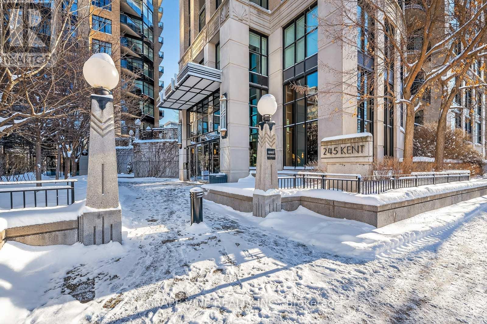 1405 - 245 Kent Street