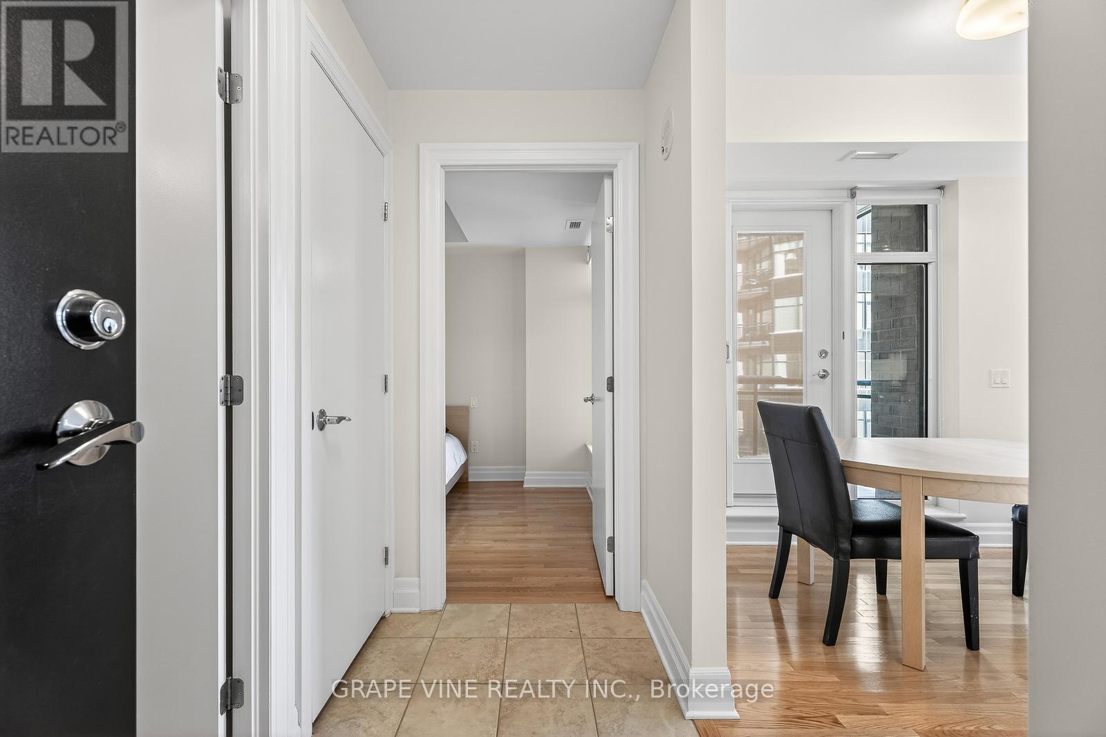 1405 - 245 Kent Street