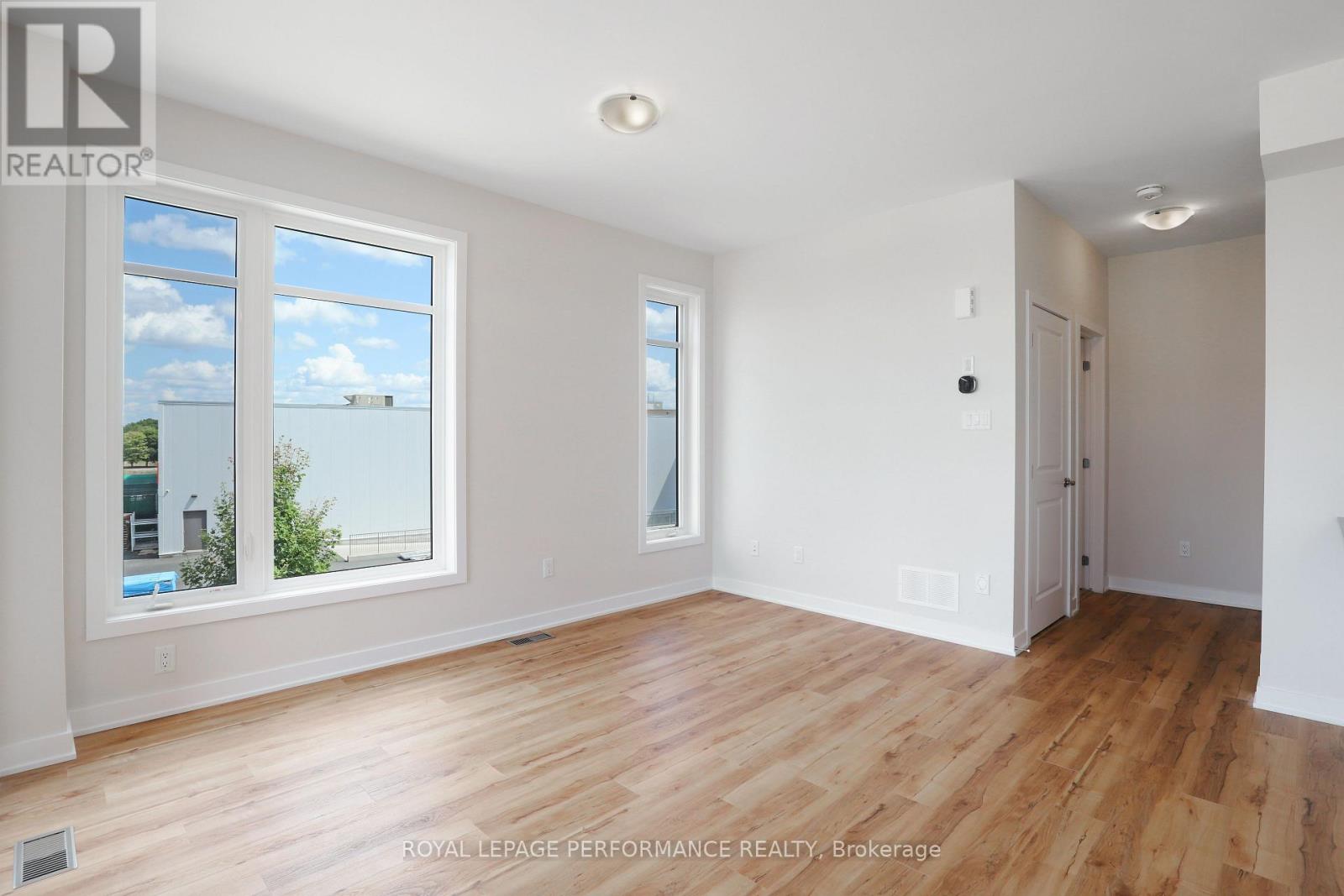 1220 Flycatcher Private