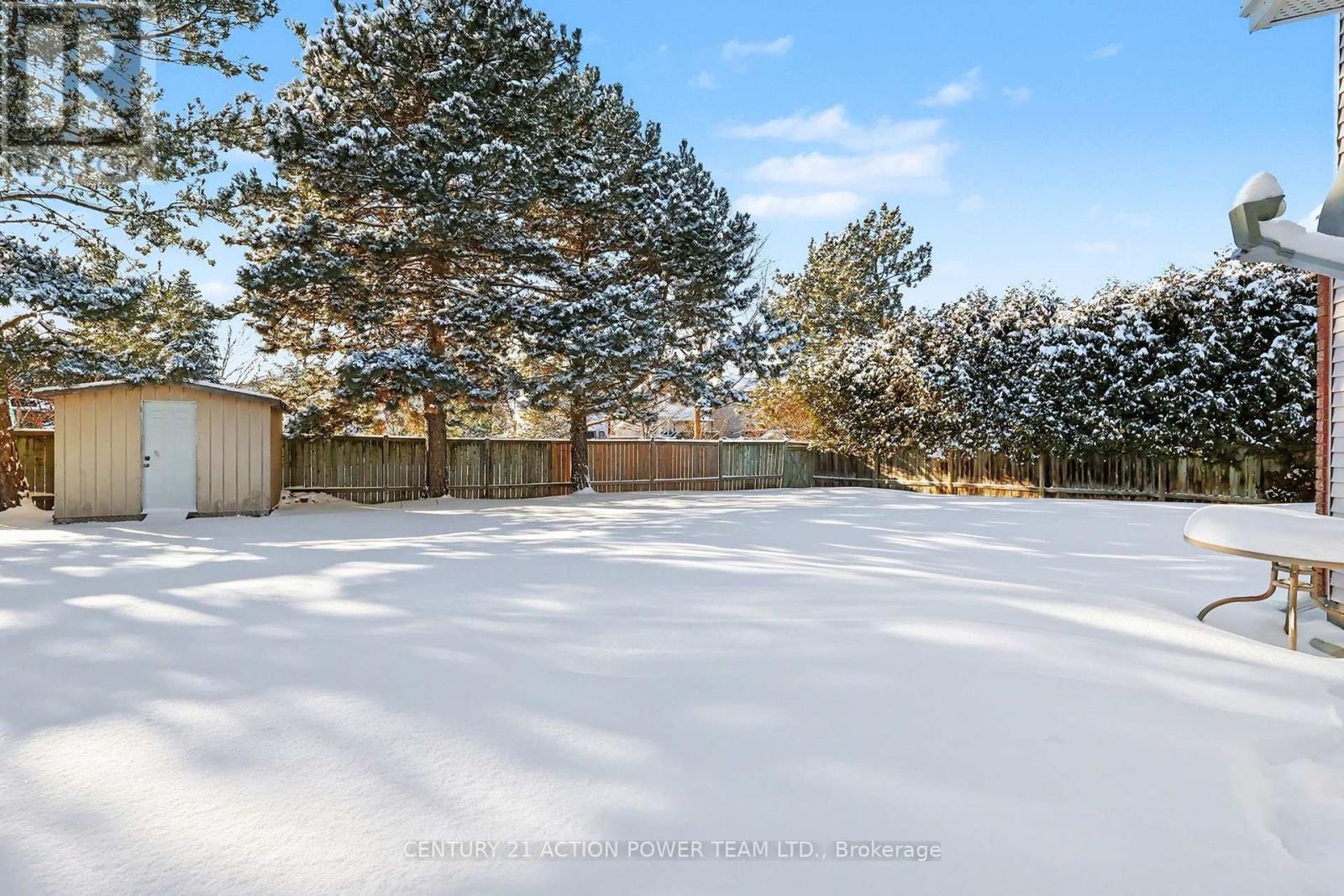 82 Burlington Crescent