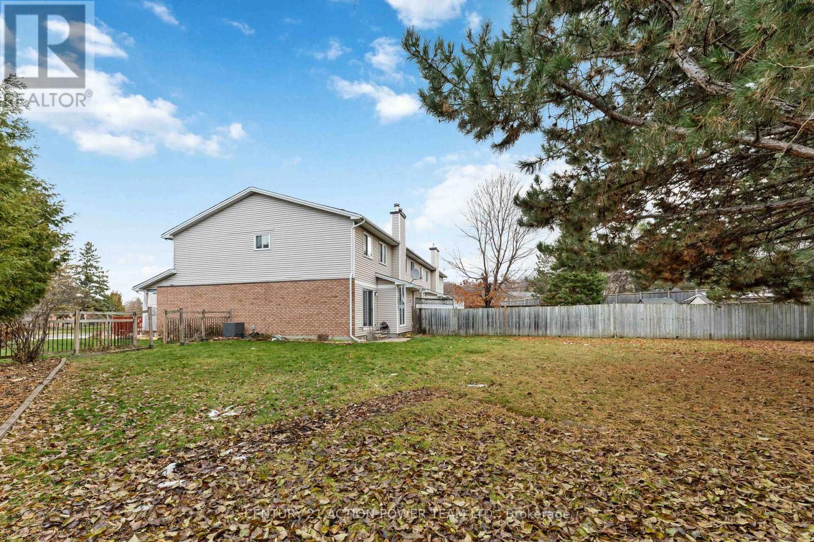 82 Burlington Crescent