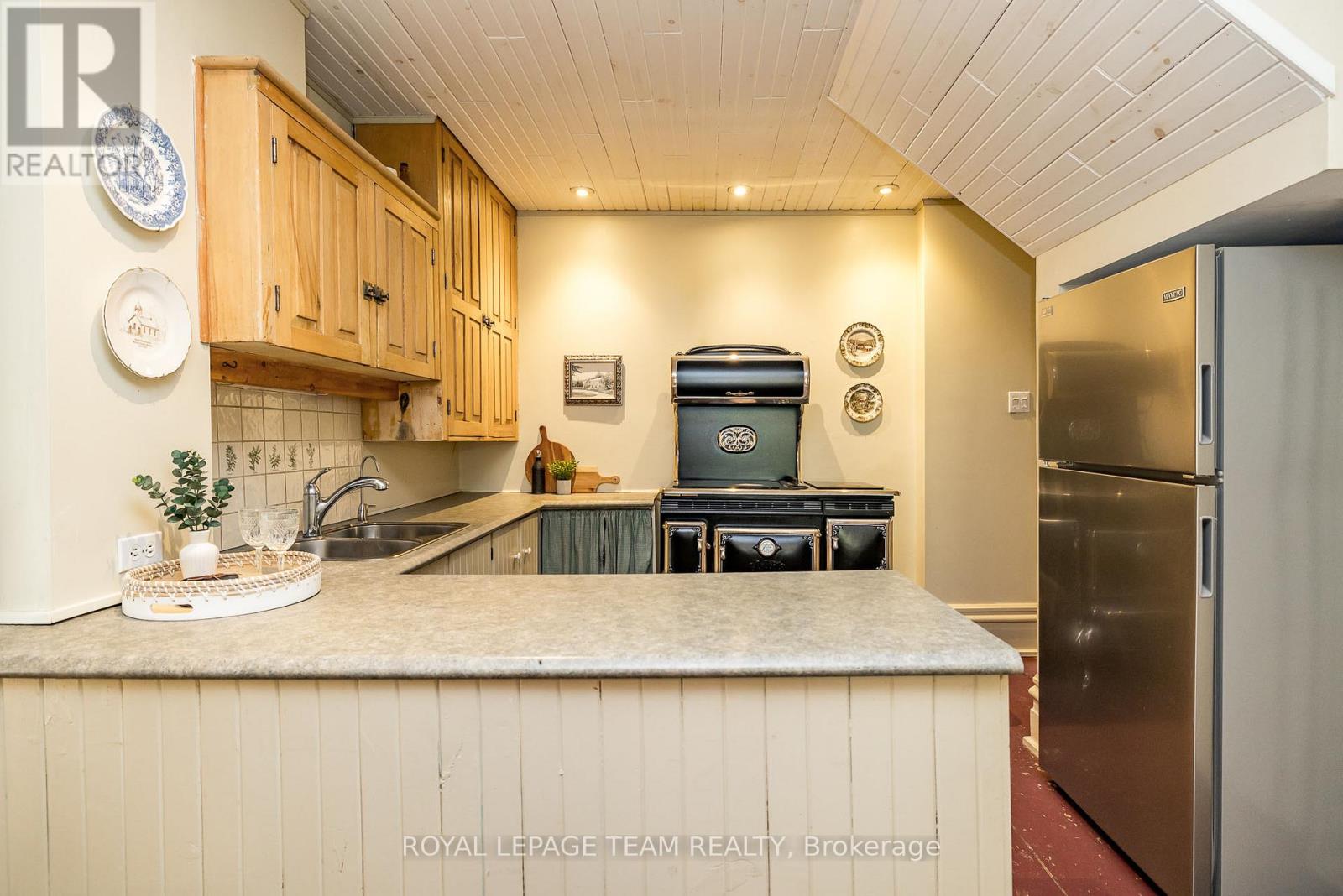 3651 Burritts Rapids Road