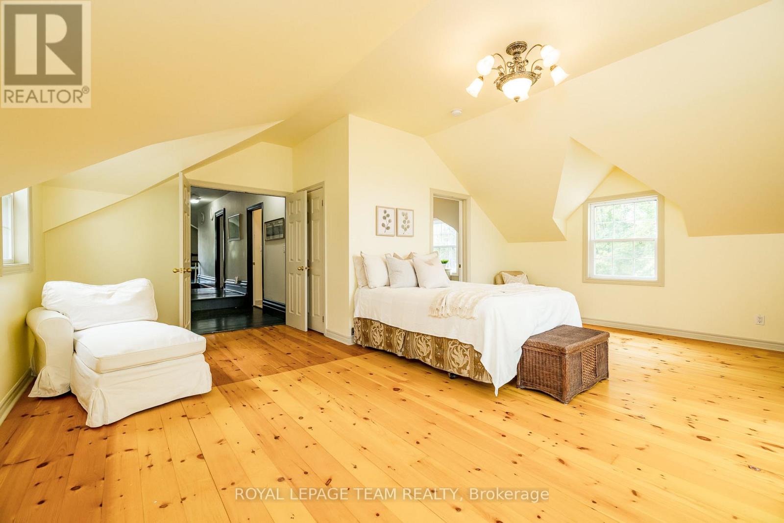 3651 Burritts Rapids Road