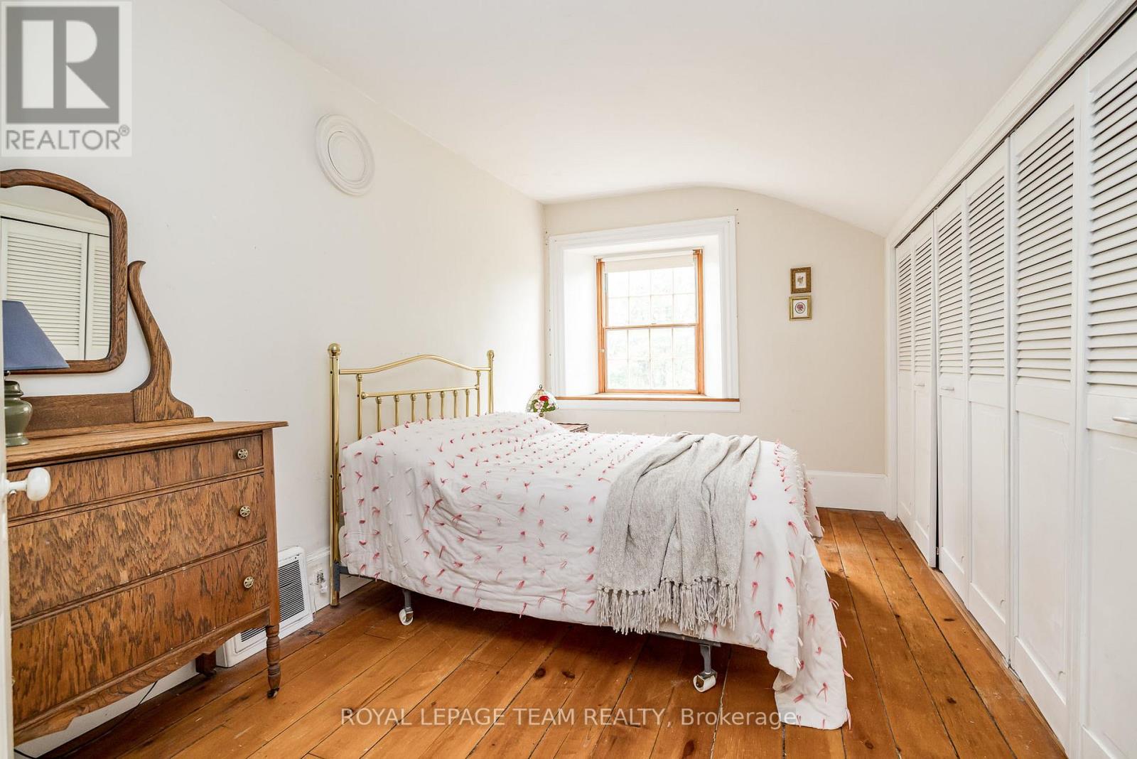 3651 Burritts Rapids Road