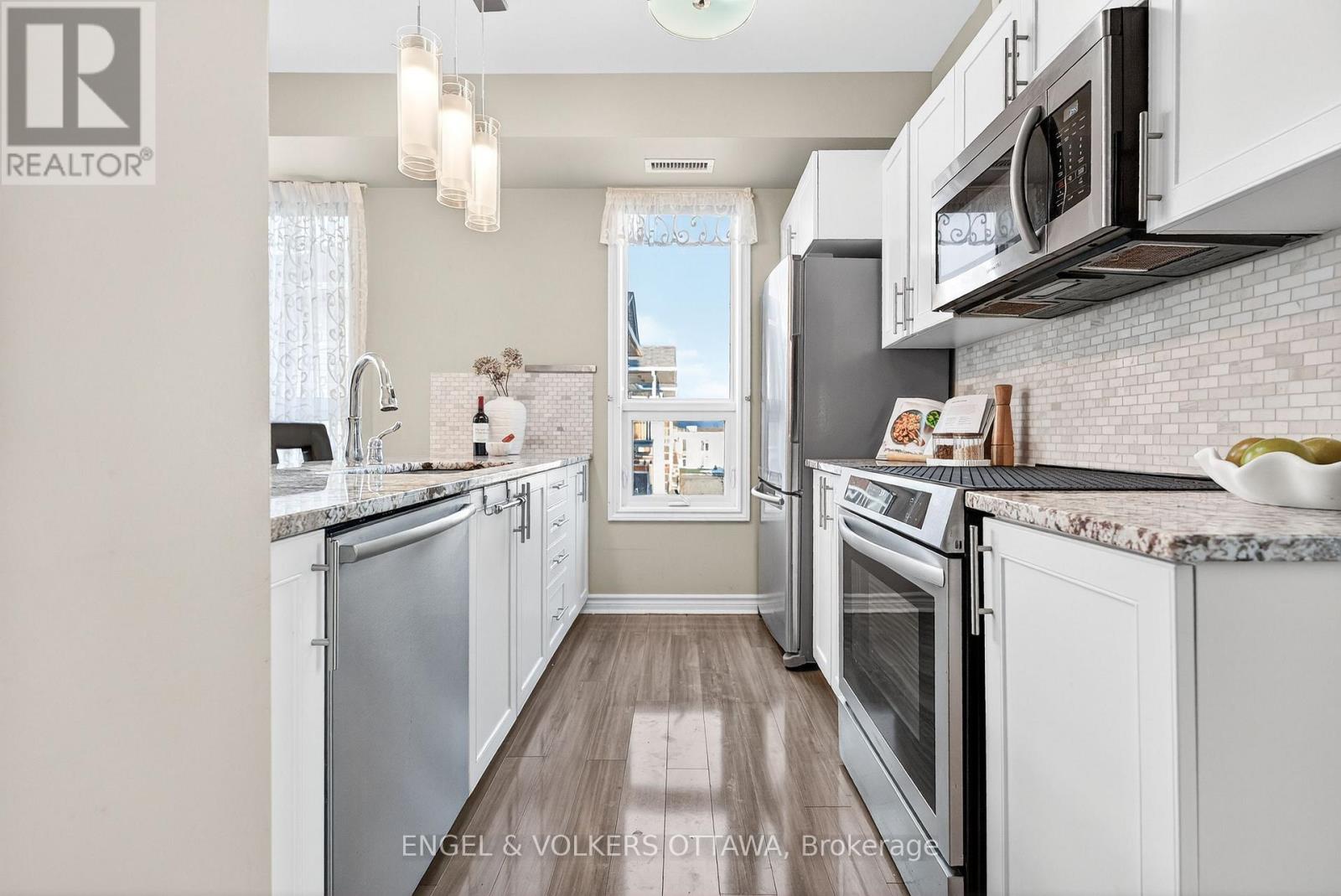 302 - 760 Chapman Mills Drive