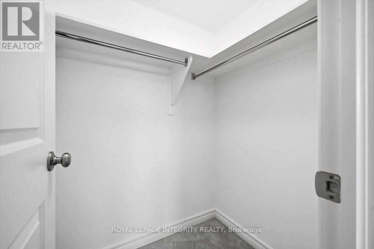 41 Carabiner Private