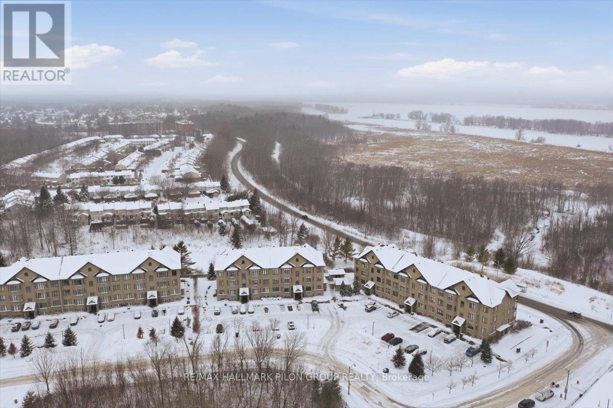 4 - 50 Prestige Circle