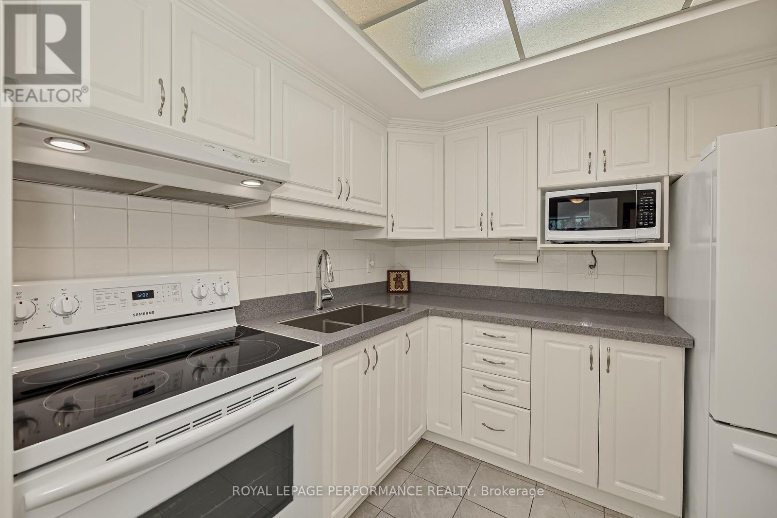 303 - 555 Brittany Drive