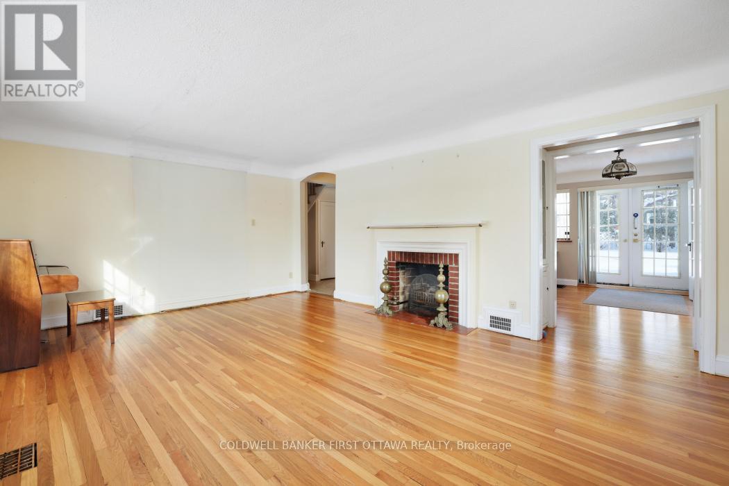 413 Island Park Drive