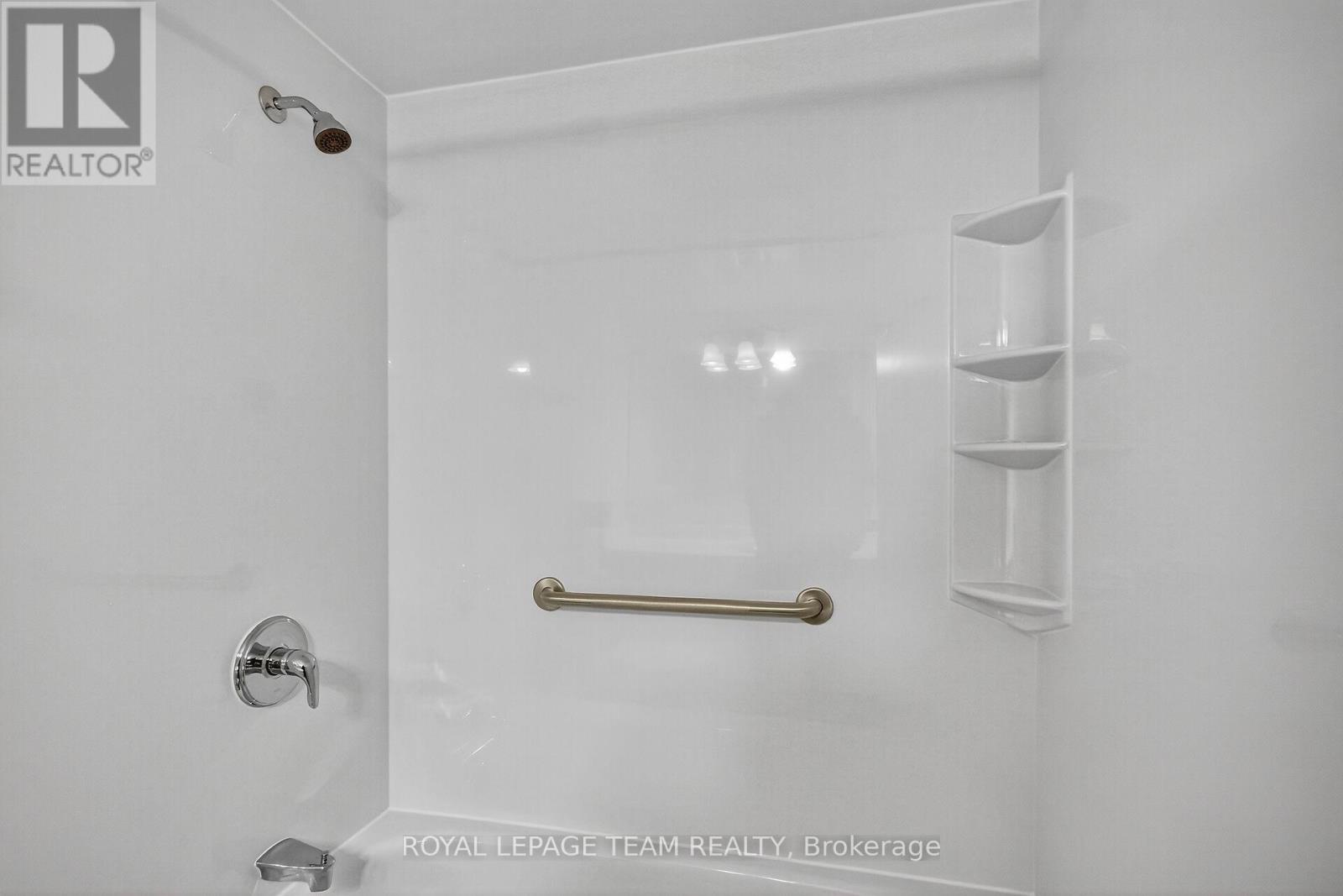 1708 - 2871 Richmond Road