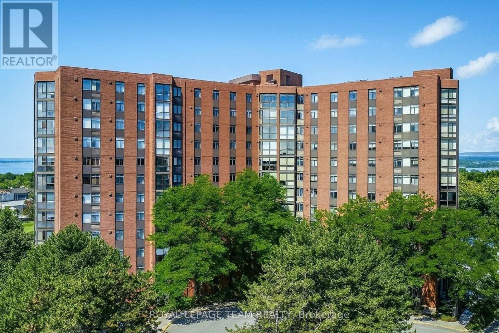 1708 - 2871 Richmond Road