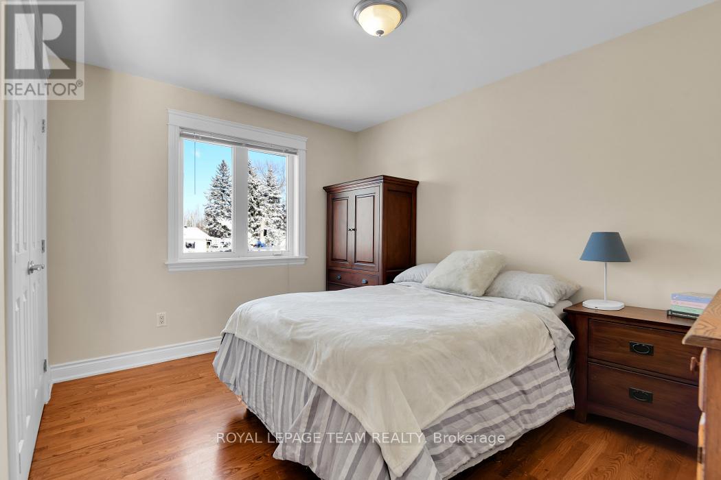 6637 Stanmore Street