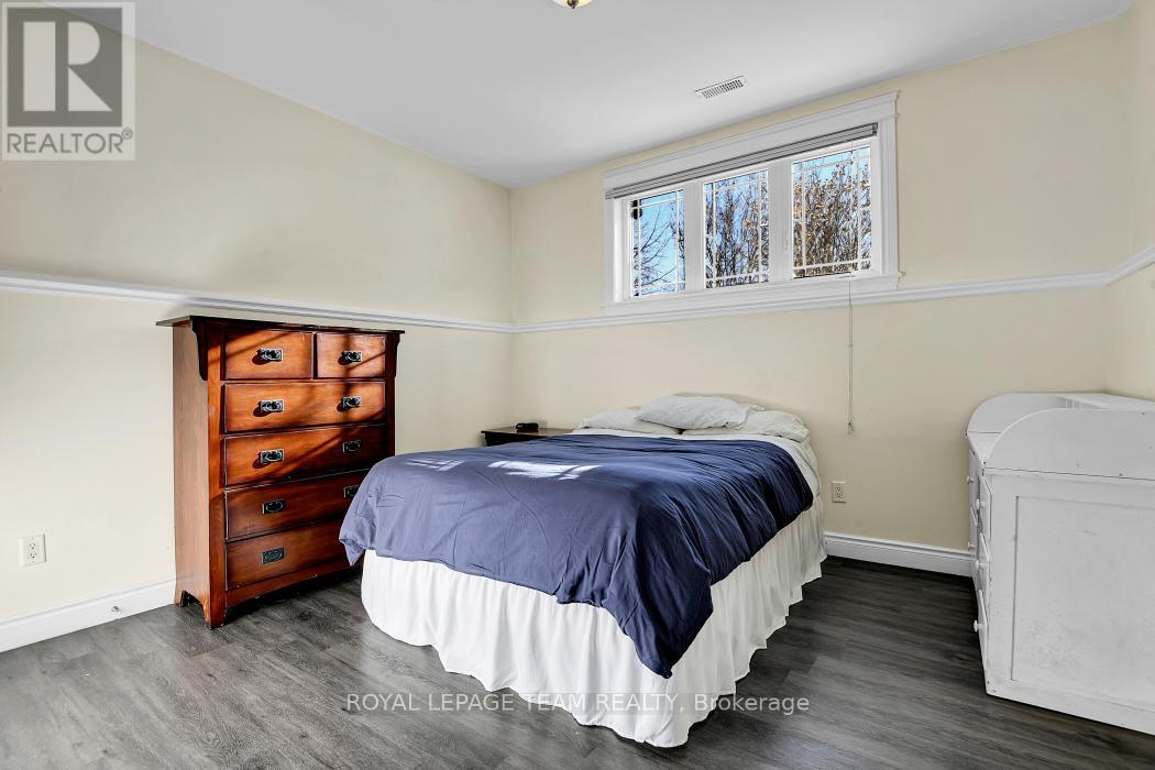 6637 Stanmore Street