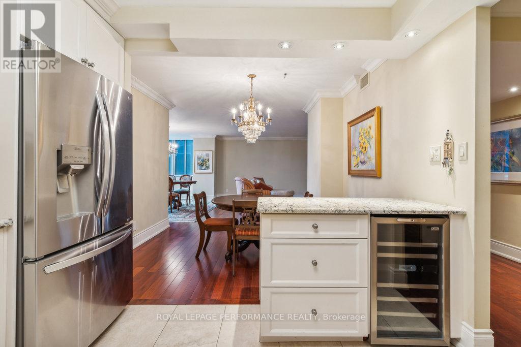 405 - 160 George Street