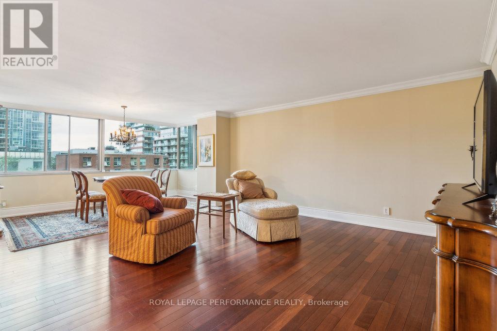 405 - 160 George Street