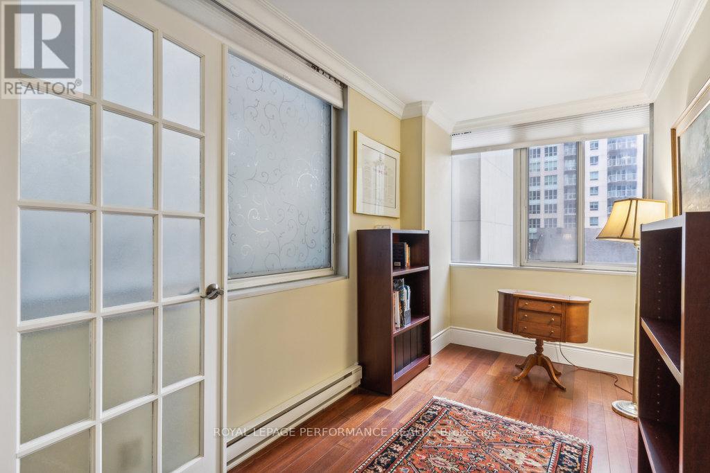 405 - 160 George Street