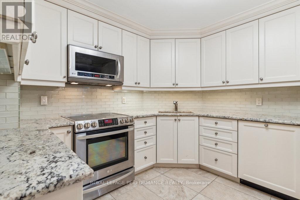 405 - 160 George Street