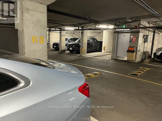 1506 - 545 St Laurent Boulevard