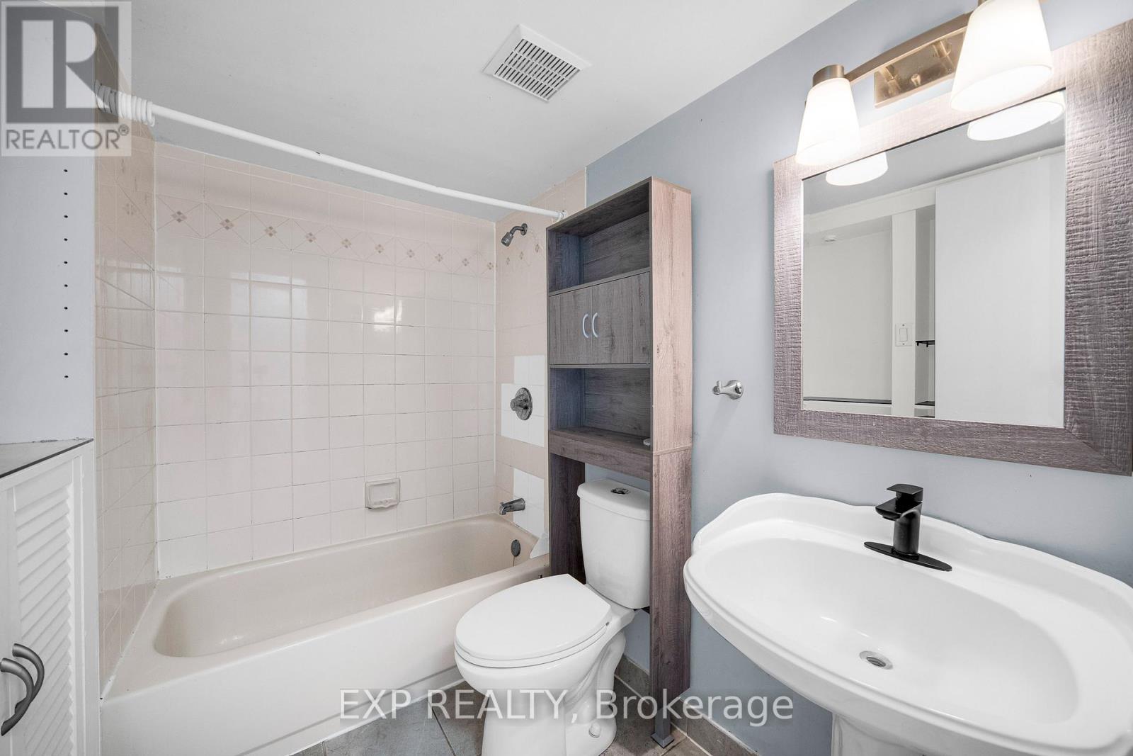 98 Castlegreen Private