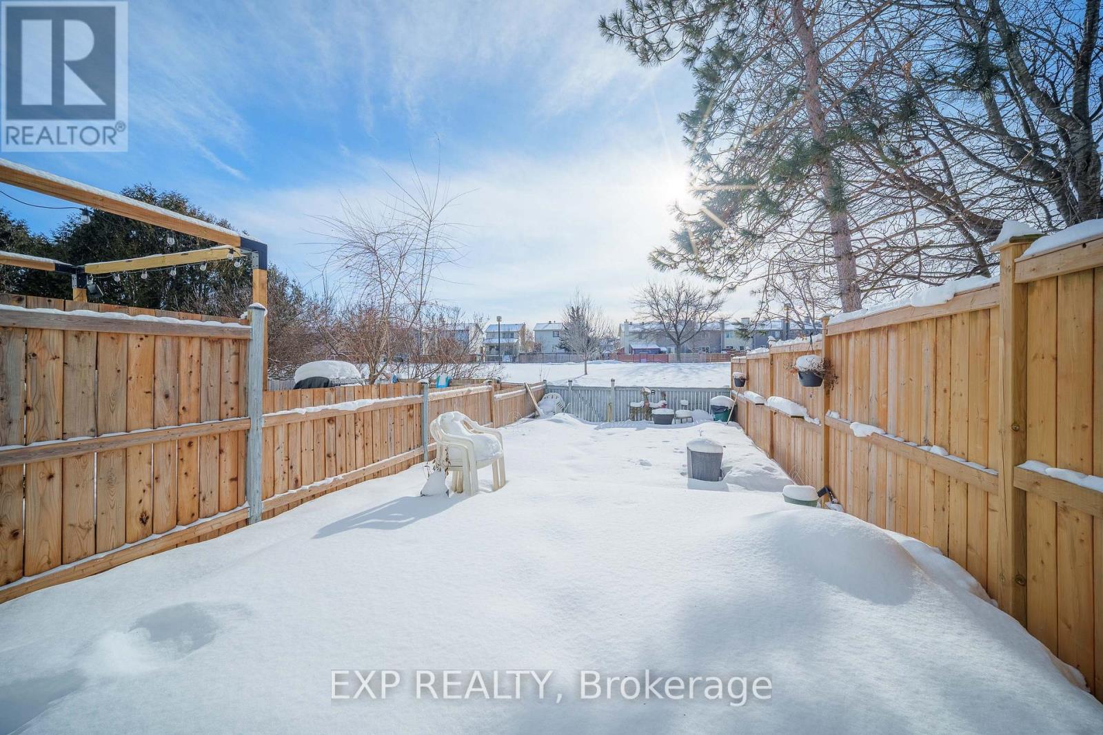 98 Castlegreen Private