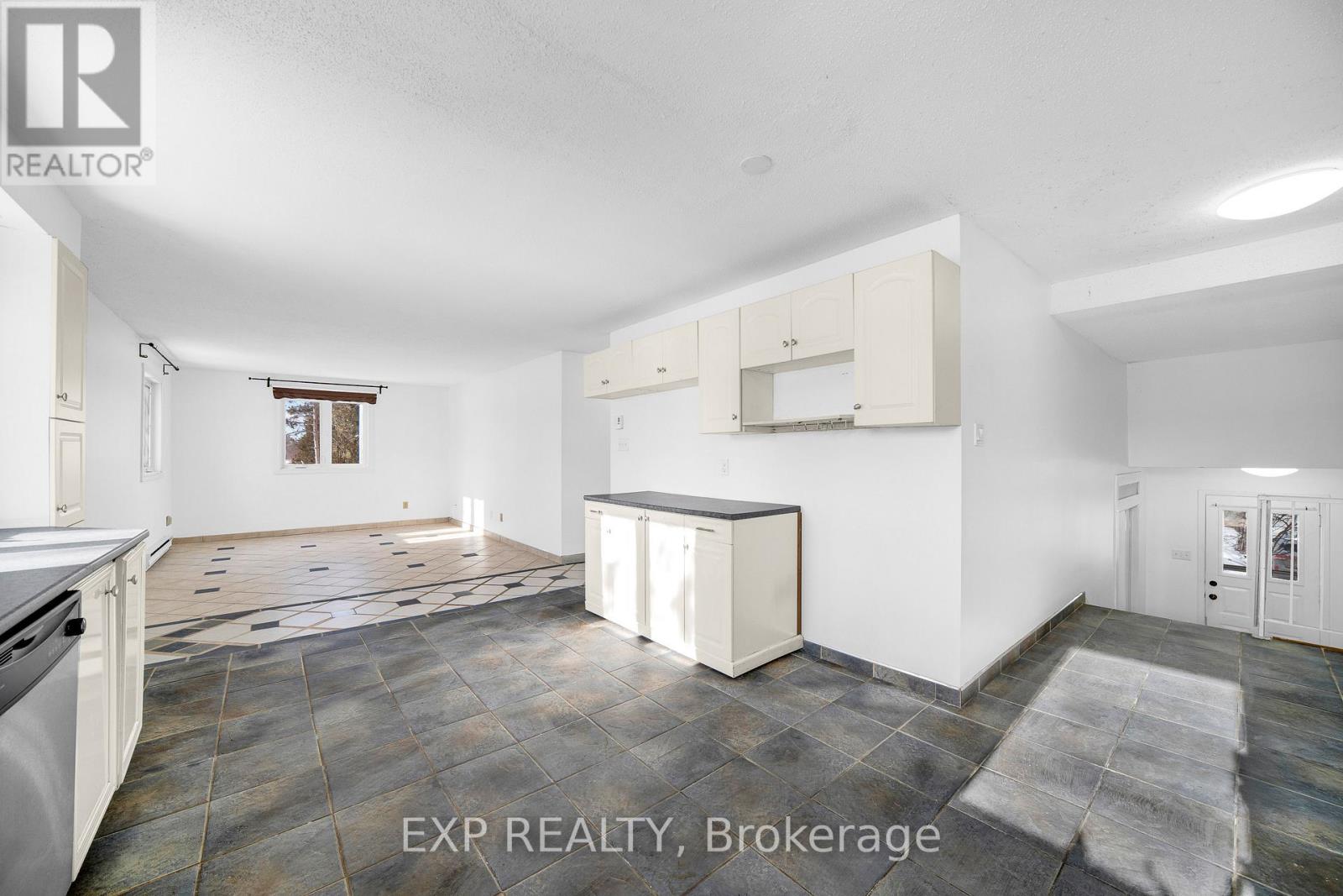 98 Castlegreen Private