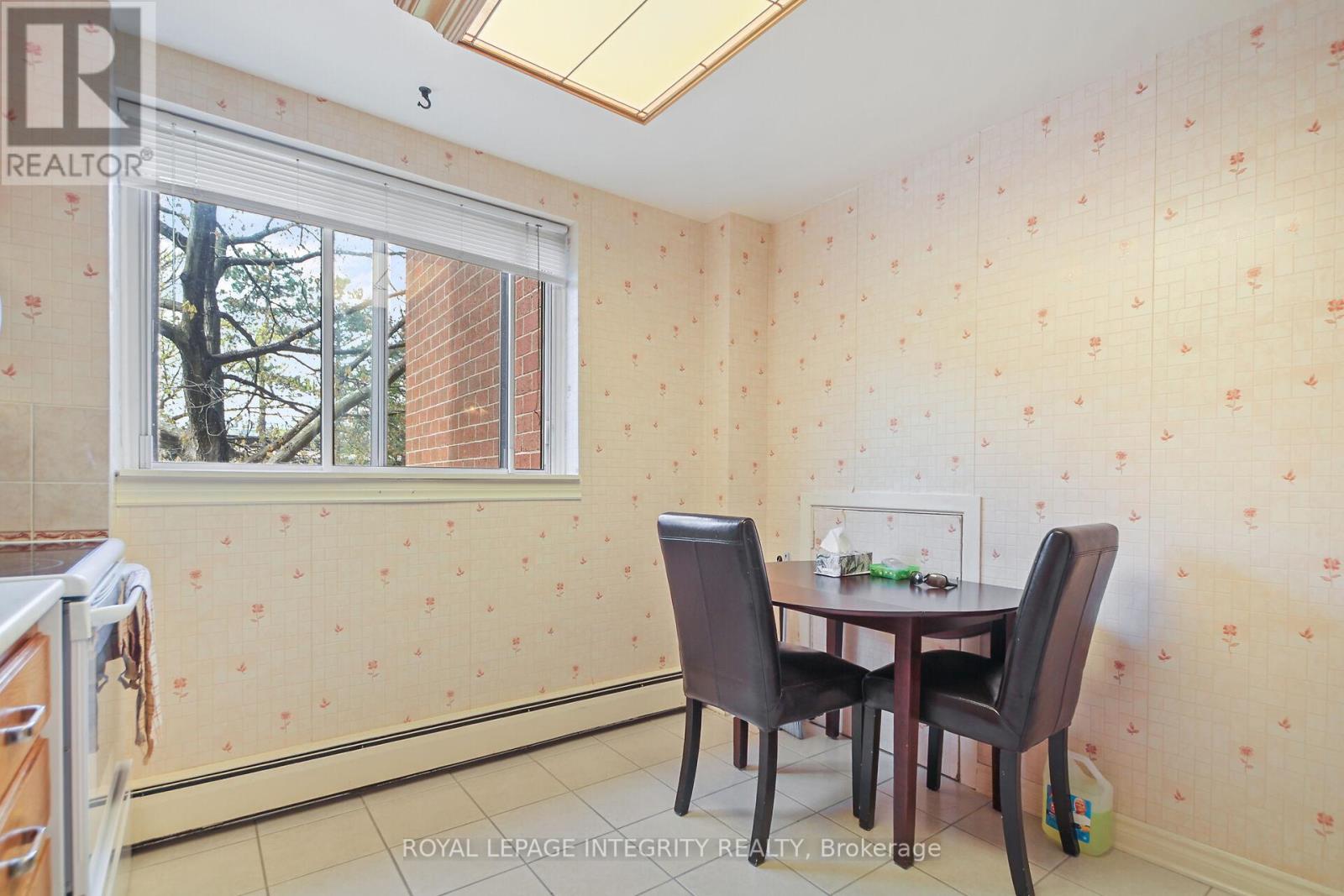 114 - 2650 Southvale Crescent