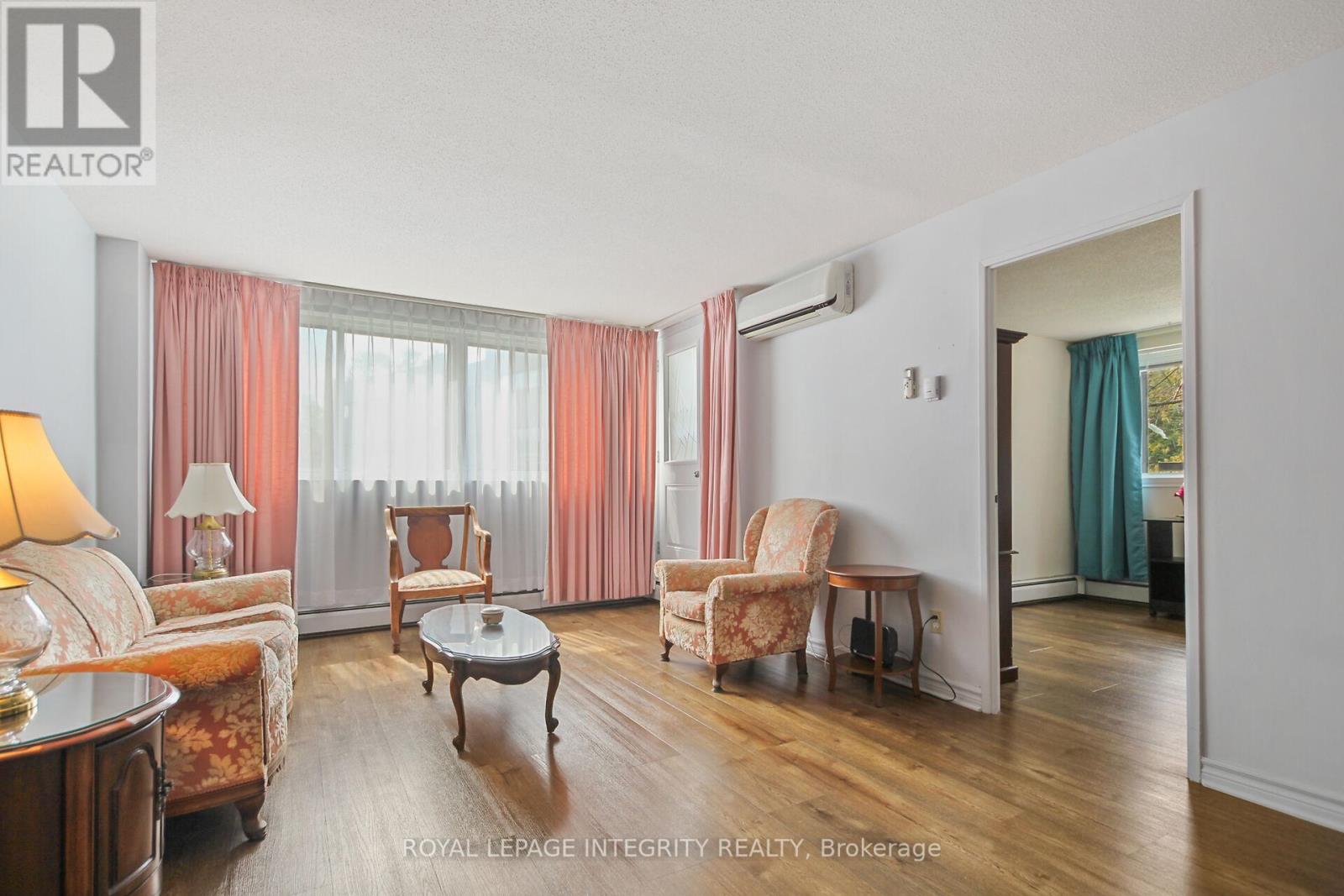 114 - 2650 Southvale Crescent