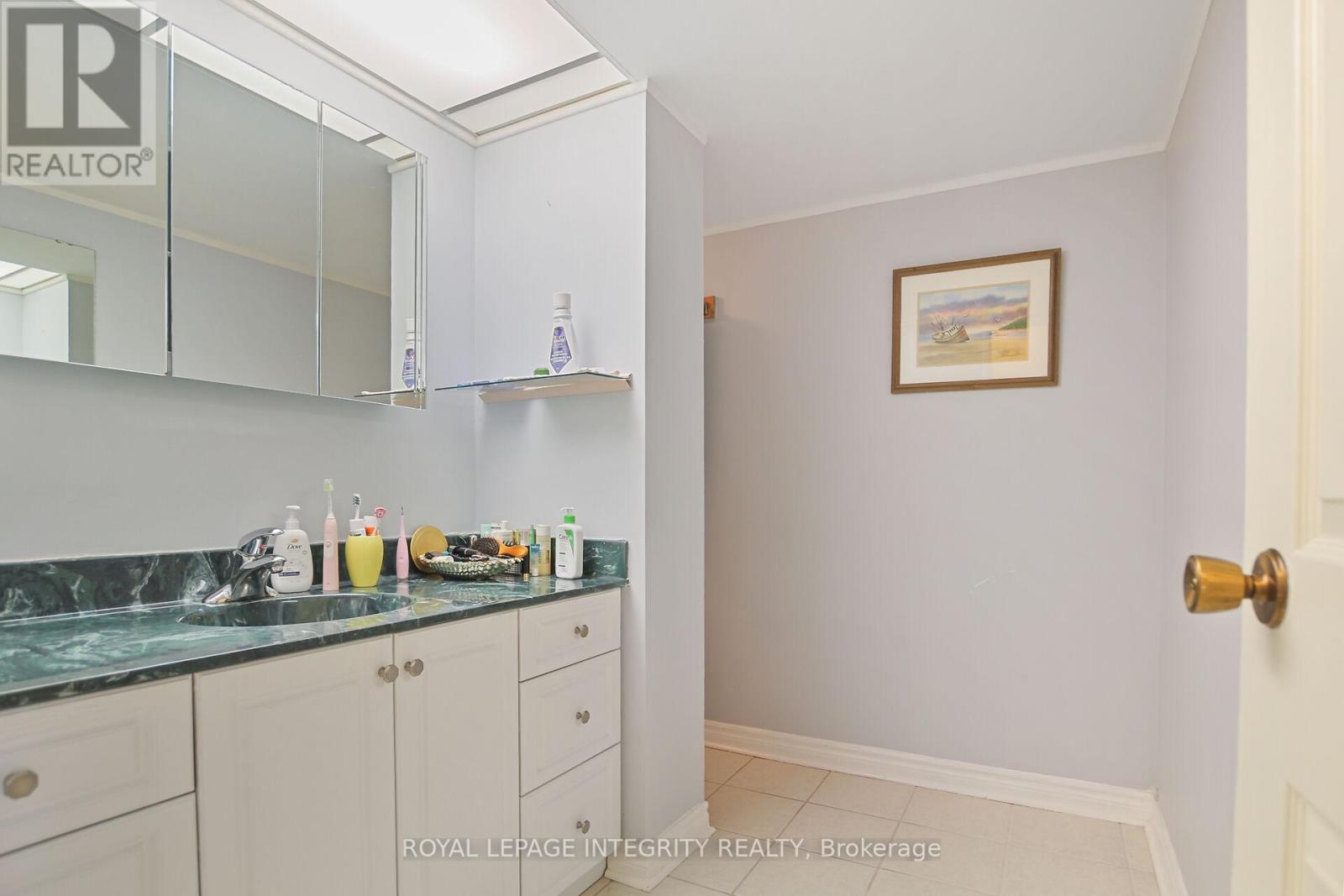 114 - 2650 Southvale Crescent