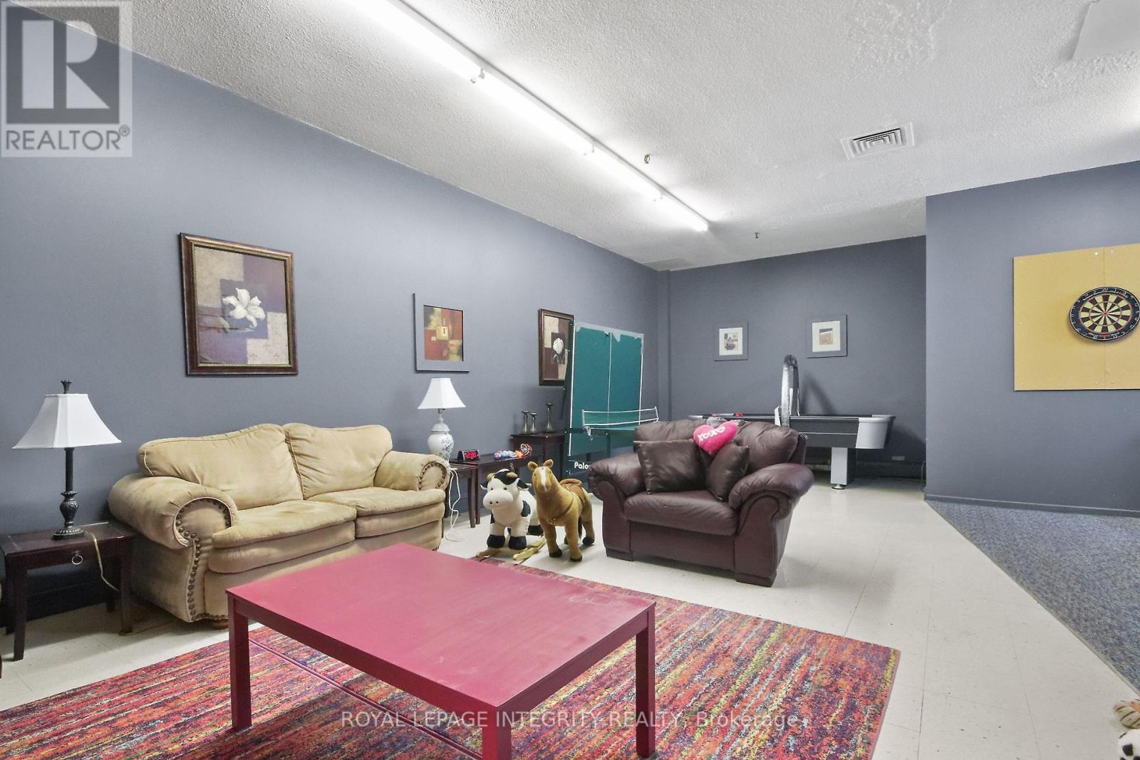 114 - 2650 Southvale Crescent