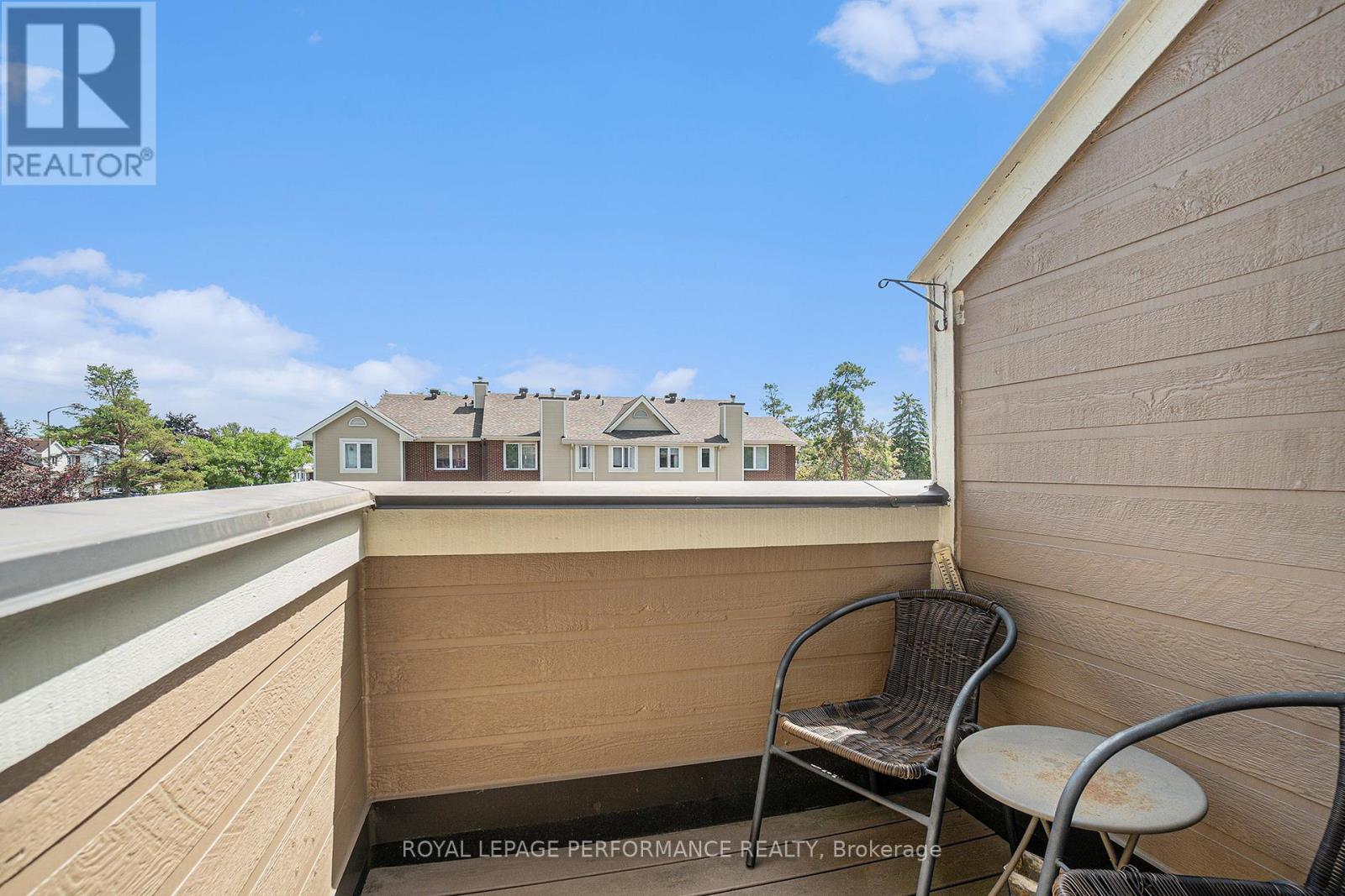 201 - 1765 Cabaret Lane