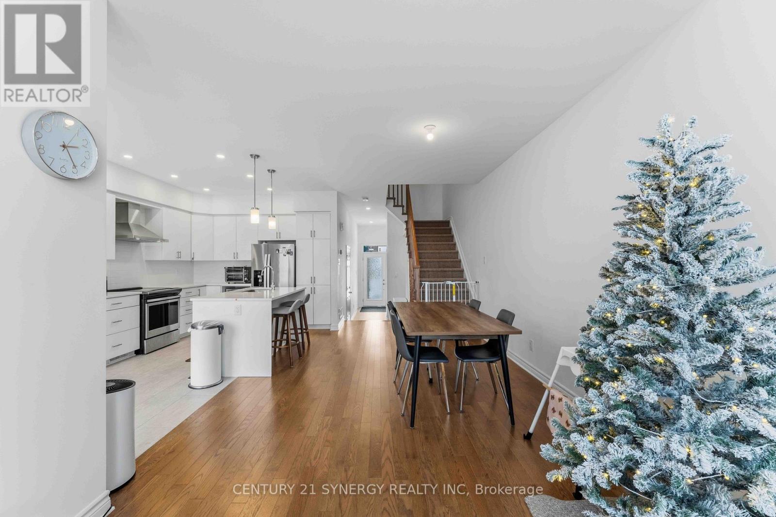 214 Hawkeswood Drive