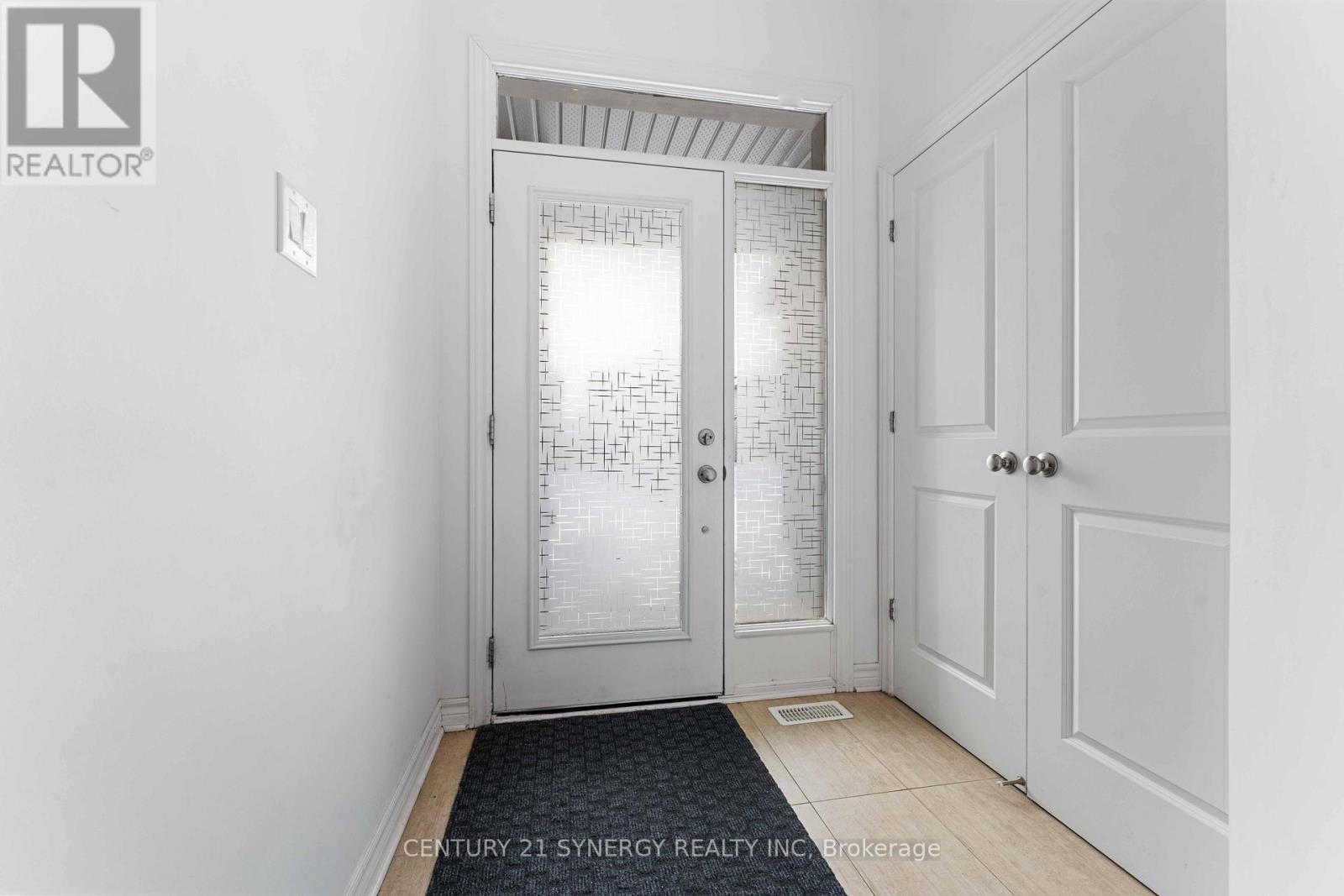 214 Hawkeswood Drive