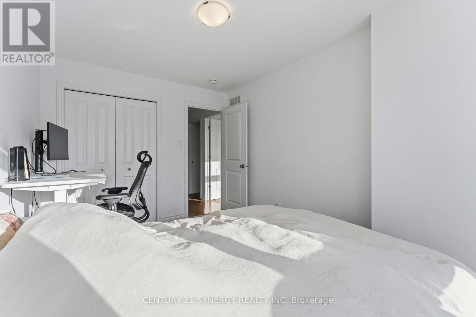 214 Hawkeswood Drive