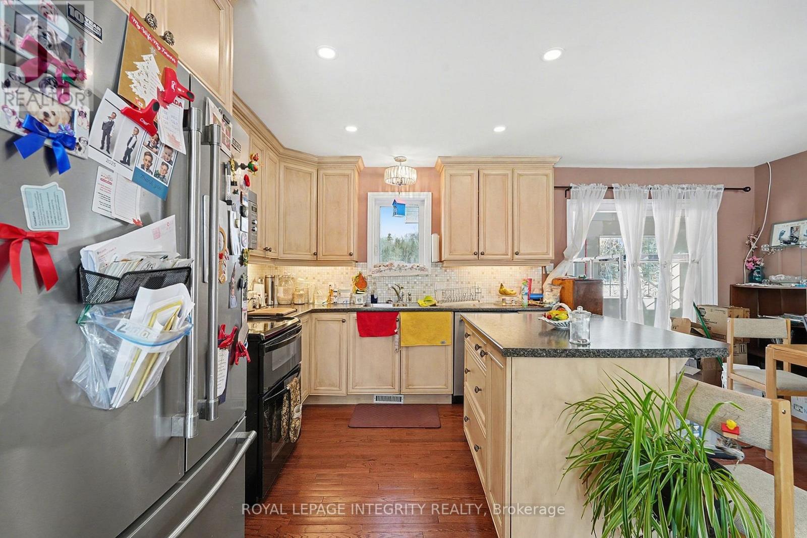 8688 Hwy 511 Highway