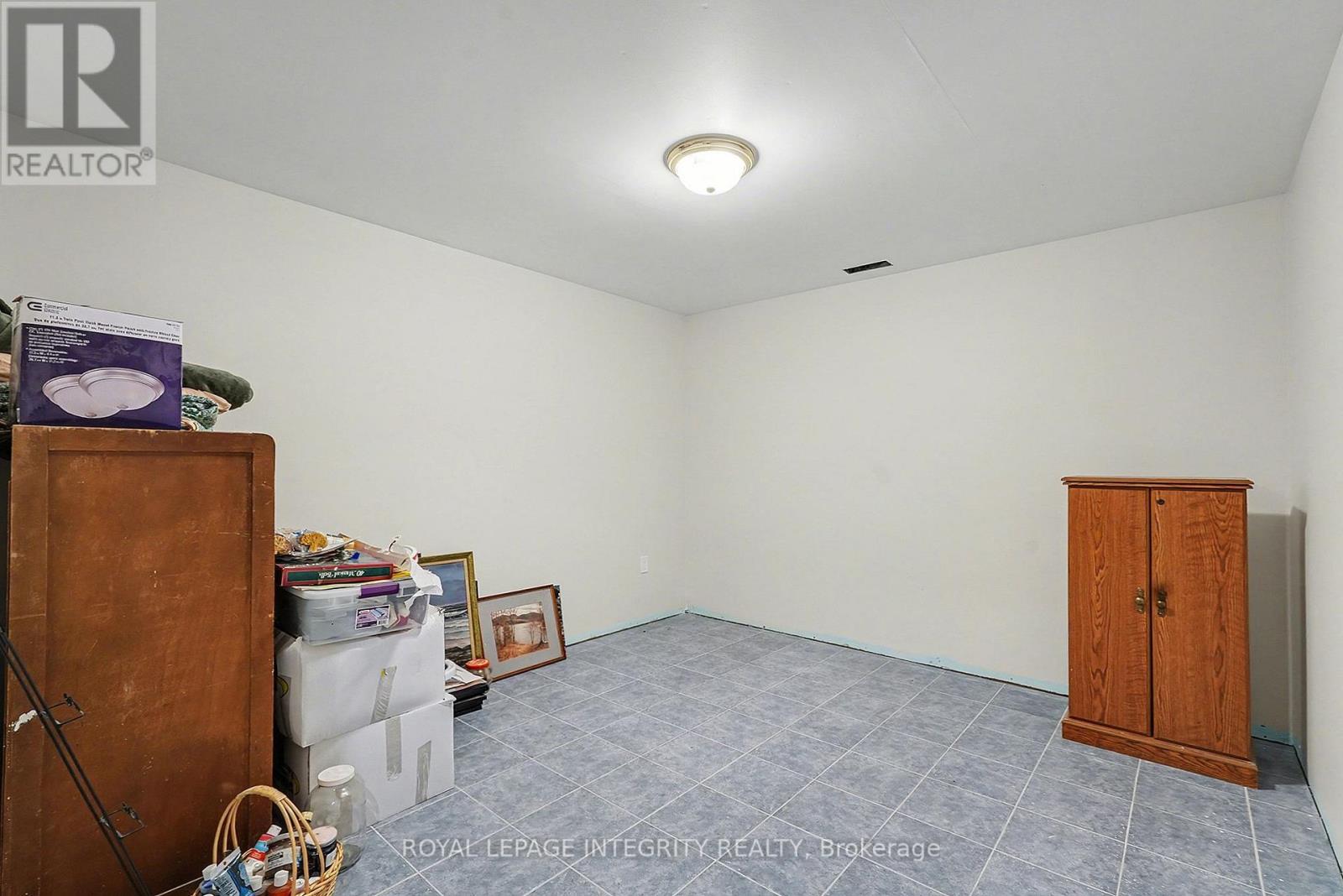 8688 Hwy 511 Highway