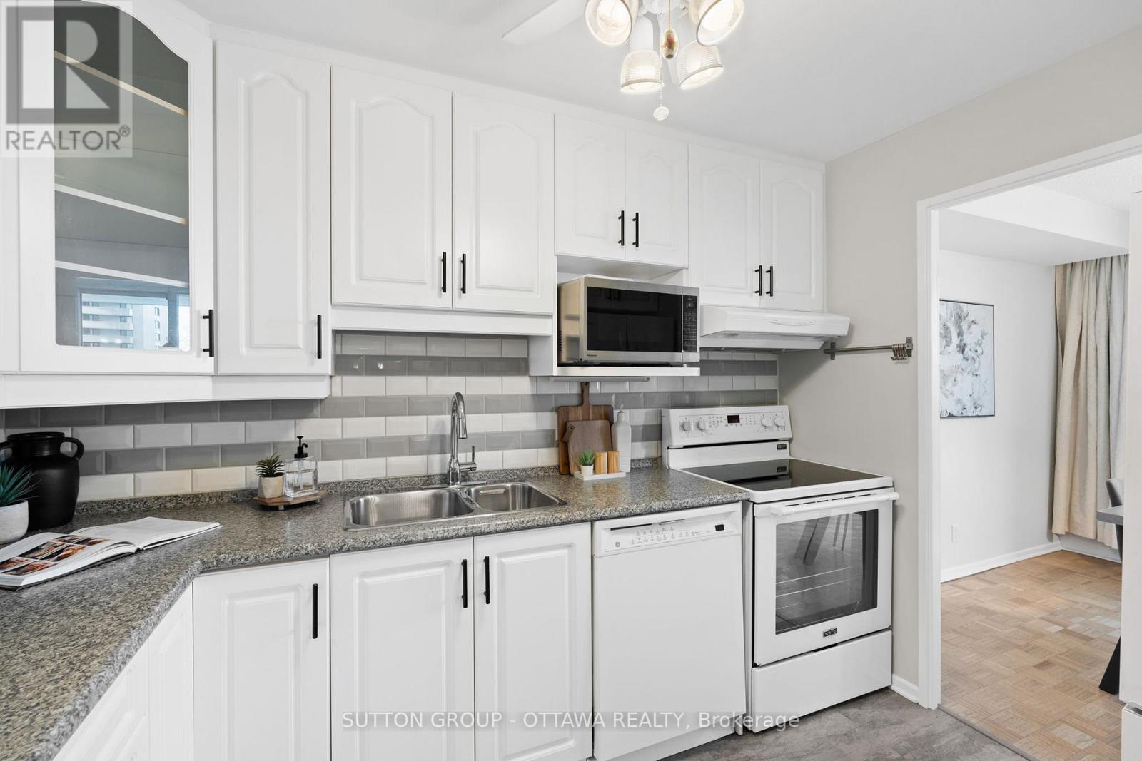 308 - 2625 Regina Street