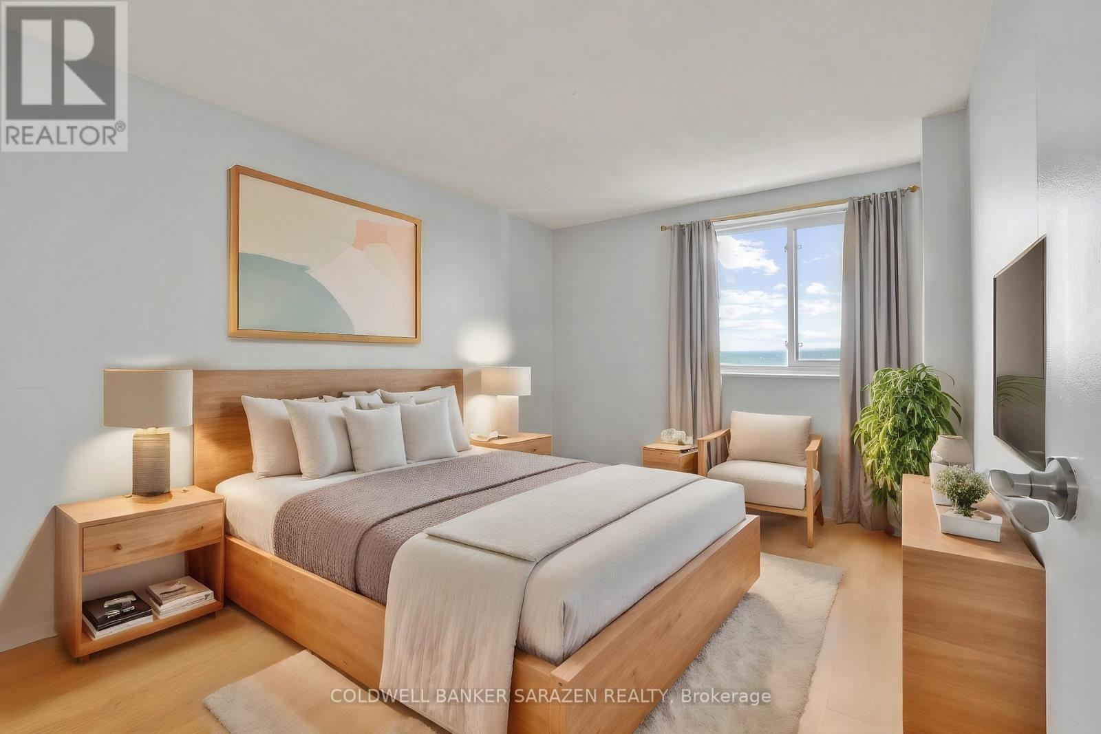 1115 - 1100 Ambleside Drive