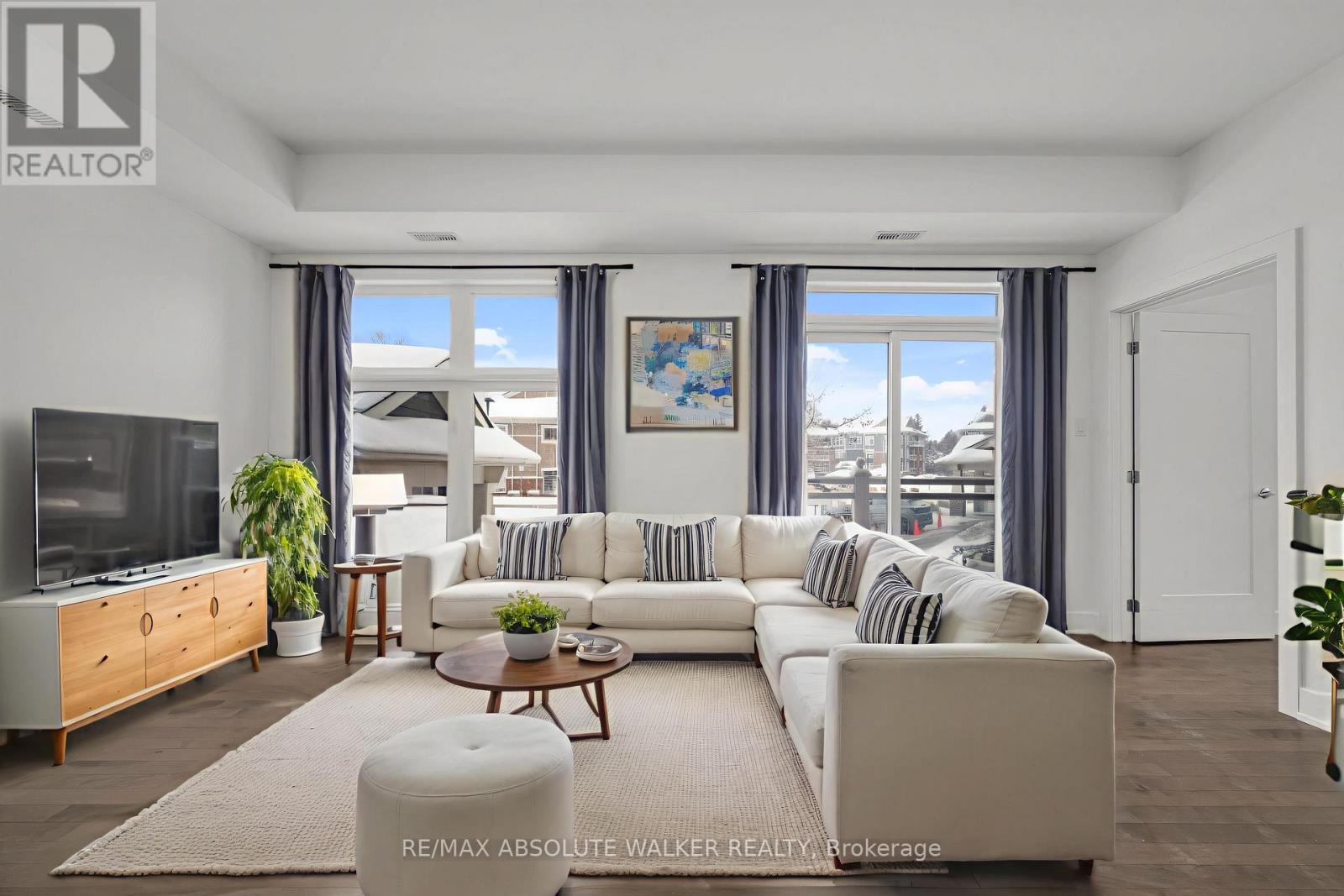 101 - 305 Elizabeth Cosgrove Private