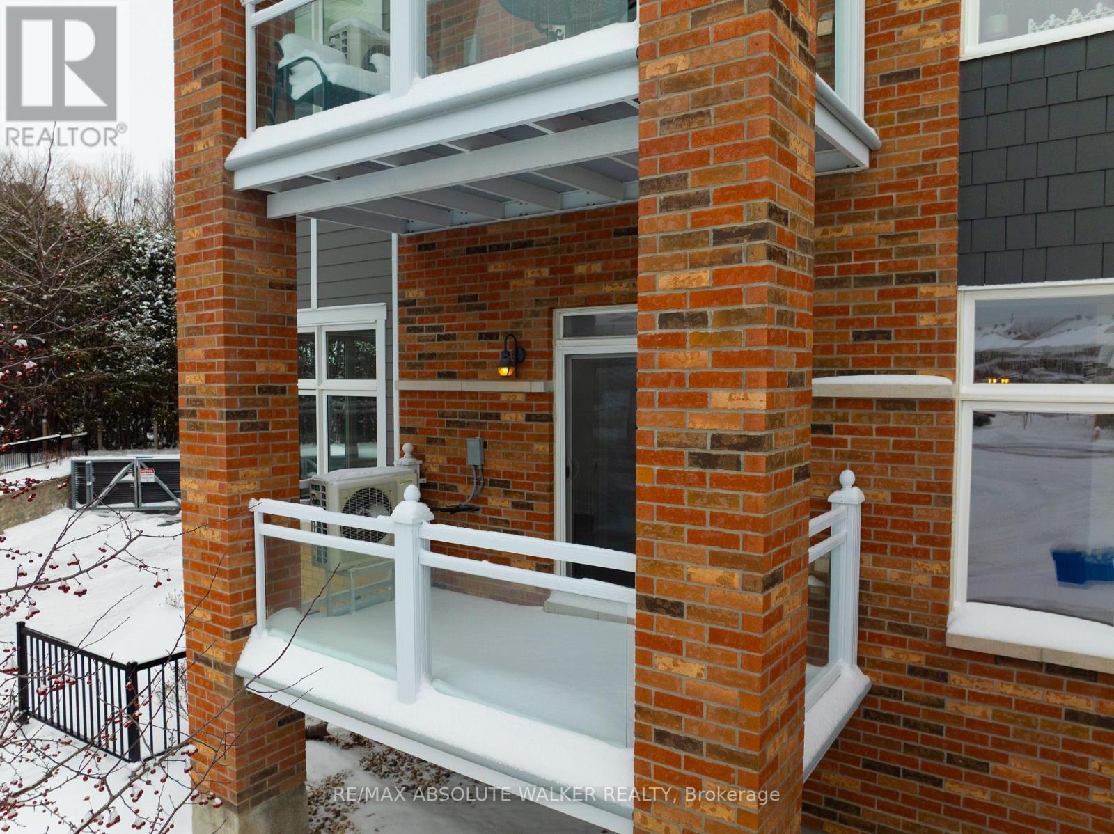 101 - 305 Elizabeth Cosgrove Private