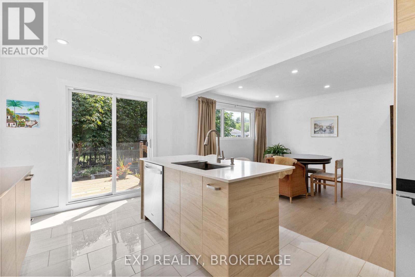 1502 Farnsworth Avenue