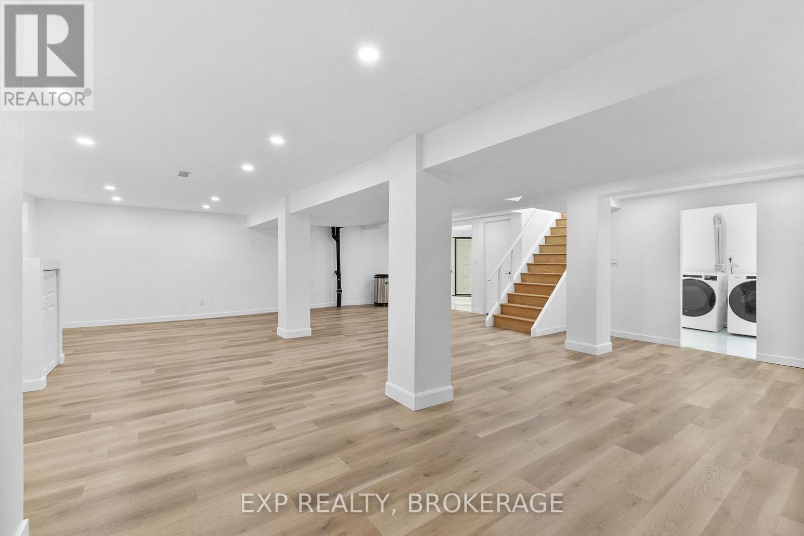 1502 Farnsworth Avenue