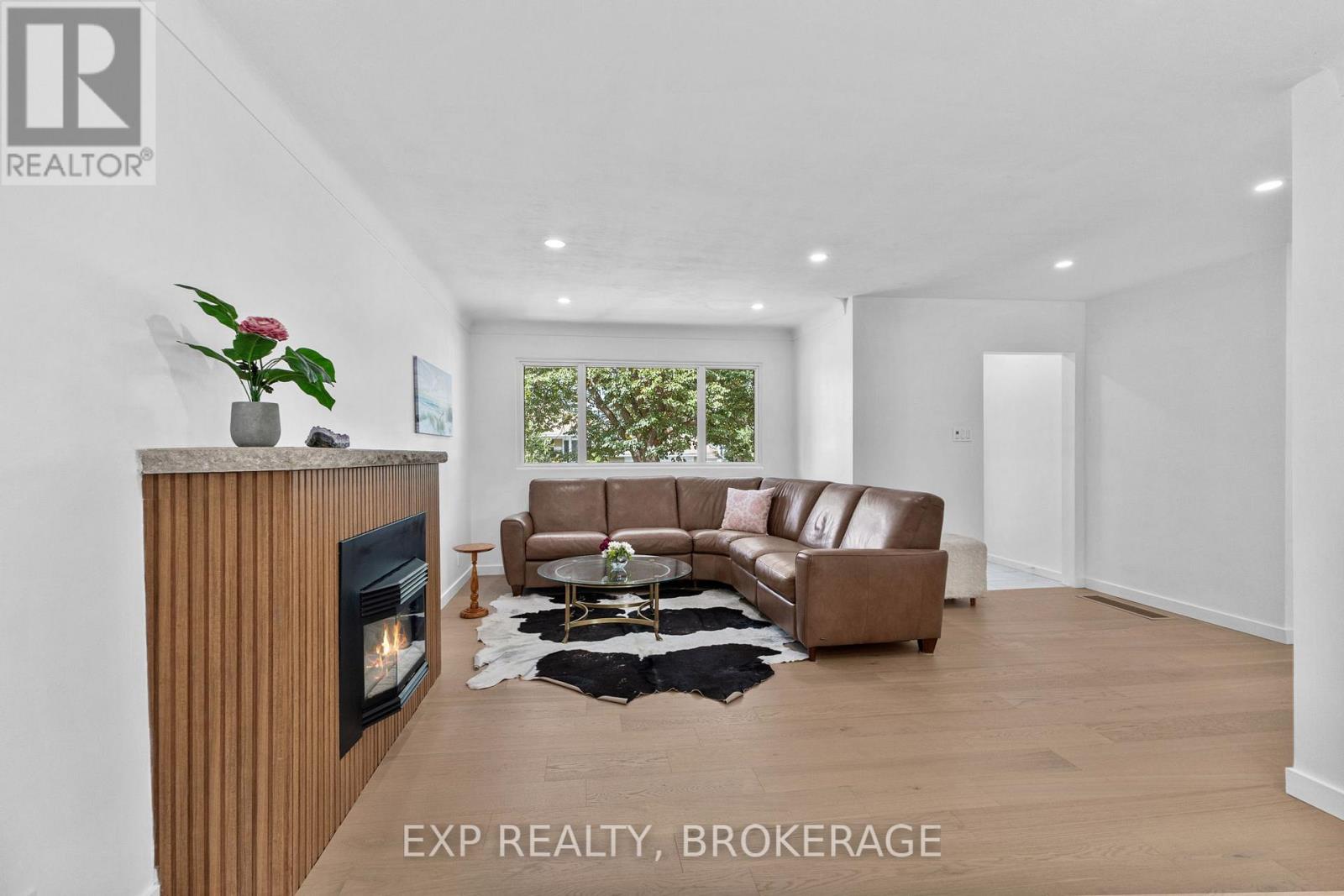 1502 Farnsworth Avenue