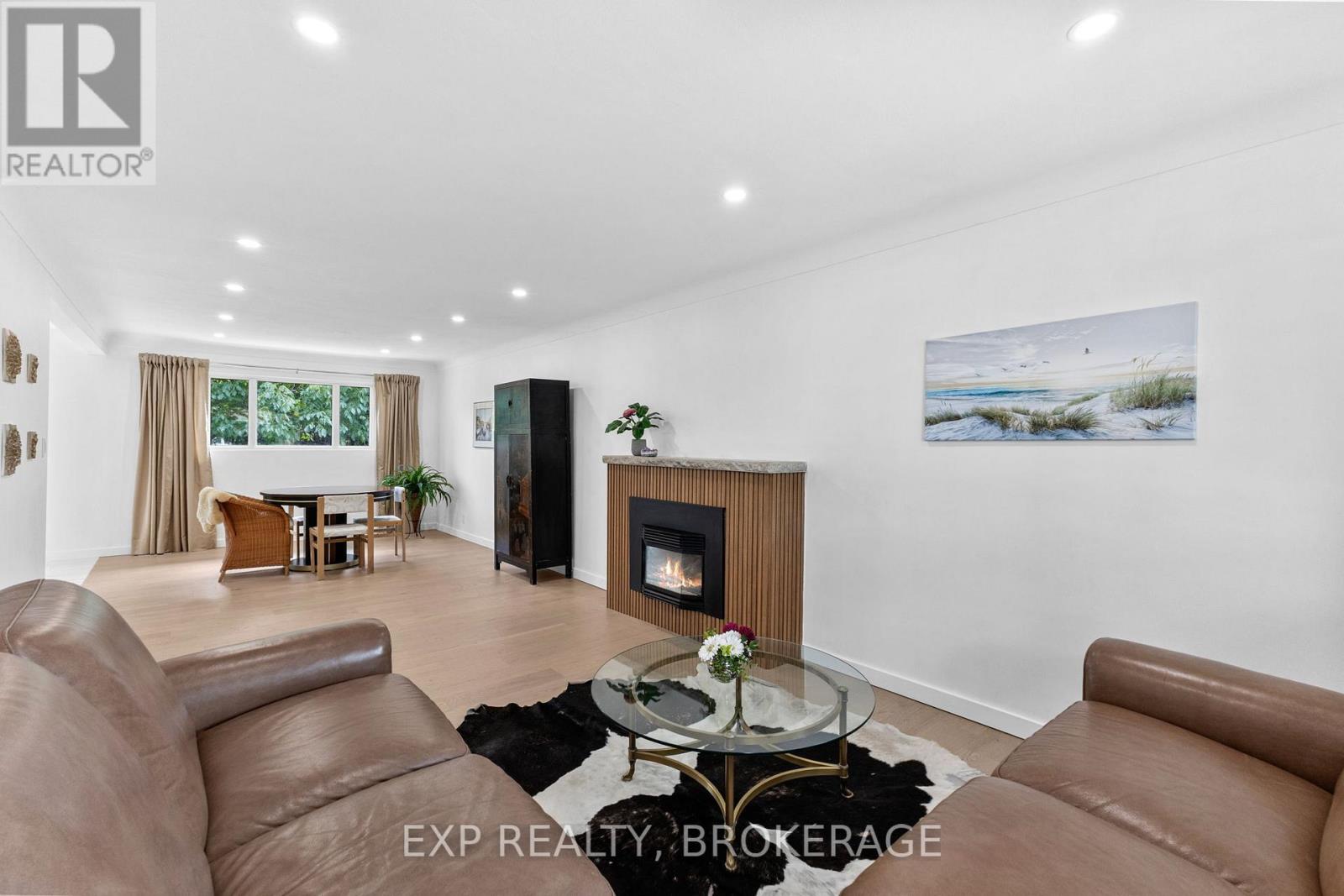 1502 Farnsworth Avenue