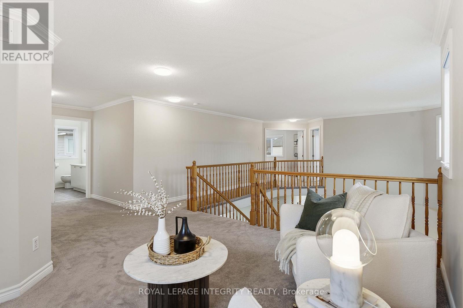 607 Devonwood Circle