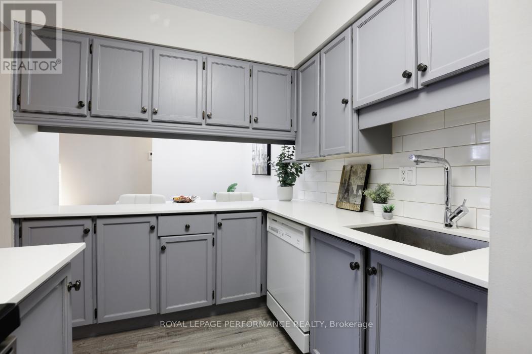 2d - 142 Waverley Street