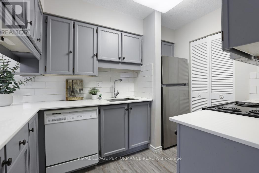 2d - 142 Waverley Street