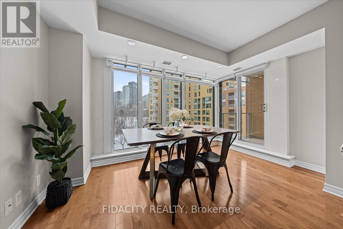 417 - 200 Lett Street